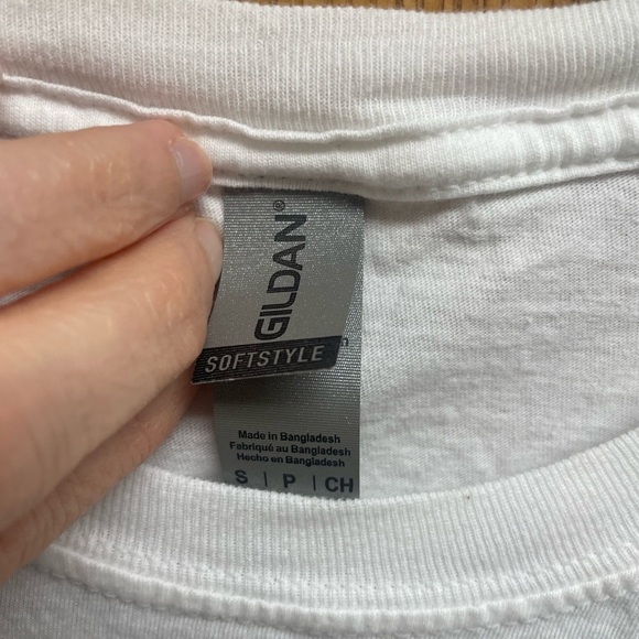 Ken shirt size small.  EUC - Picture 3 of 3